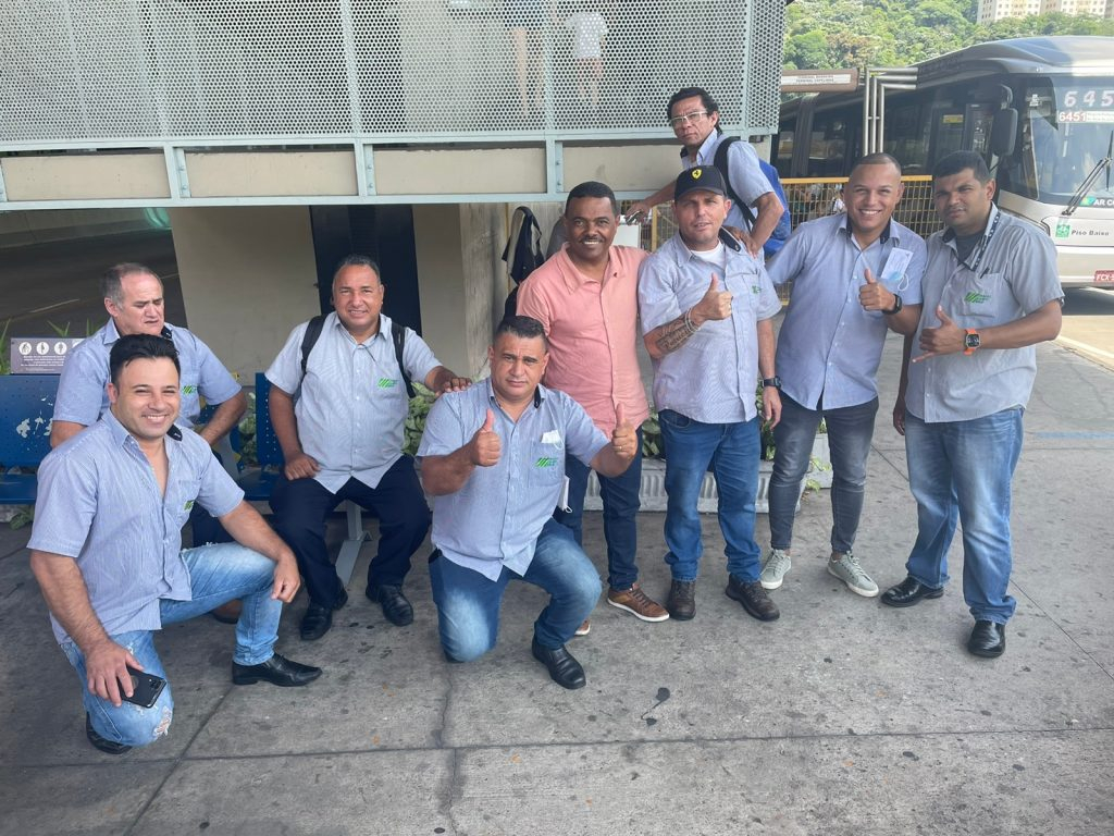 Sindmotoristas marca presença no Terminal Capelinha, em Santo Amaro