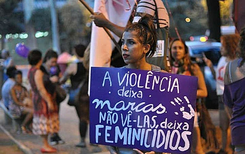 O Brasil diz não à violência contra as mulheres; nota das centrais sindicais