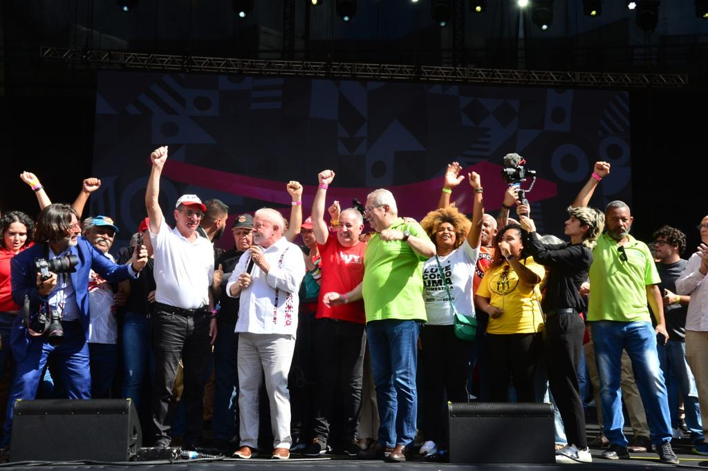 Centrais sindicais realizam 1º de Maio da democracia, da paz e da liberdade