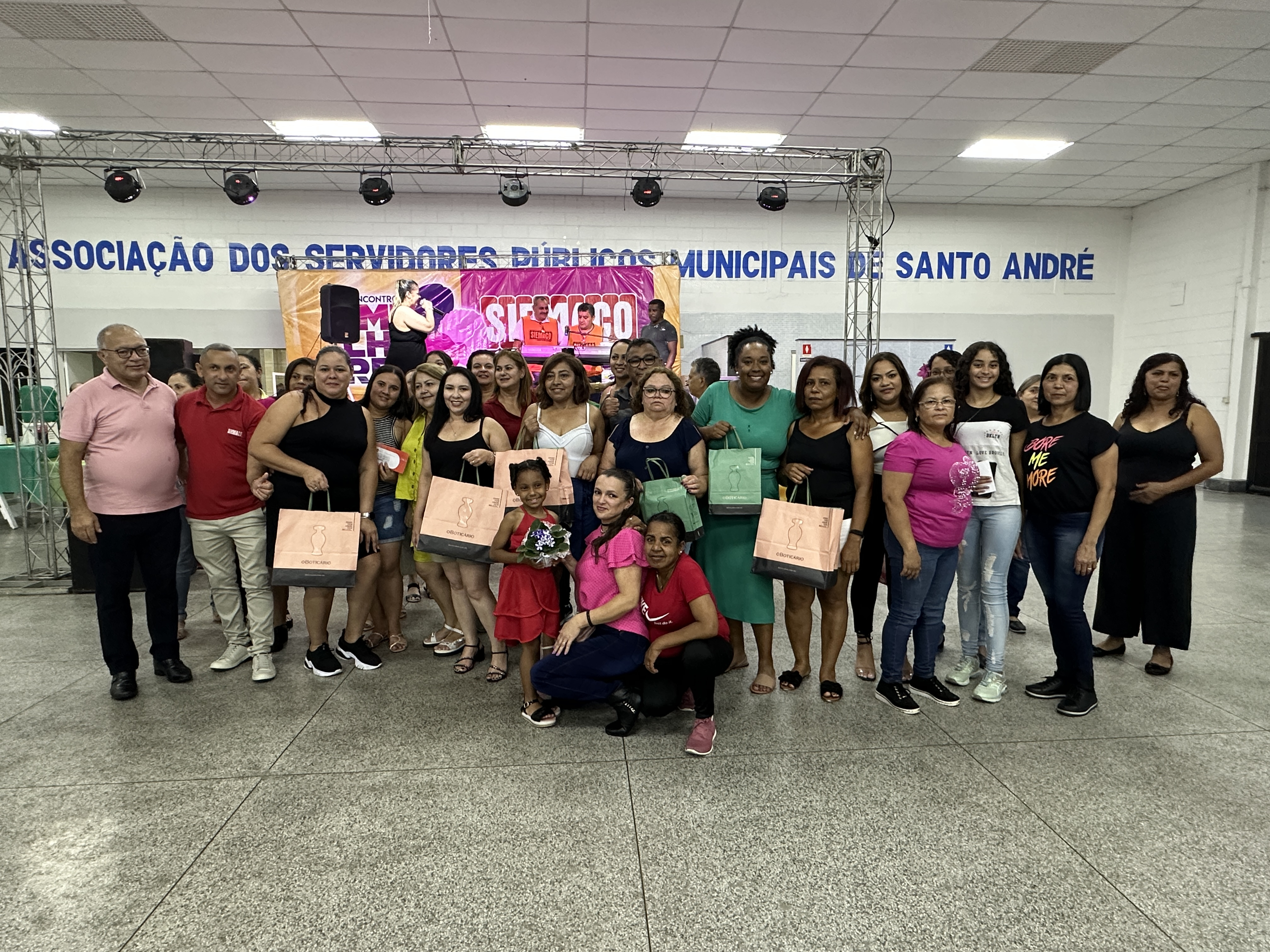 SIEMACO ABC E REGIÃO promove uma grande festa dedicada às Mulheres do Asseio, Conservação, Limpeza Urbana e Áreas Verdes