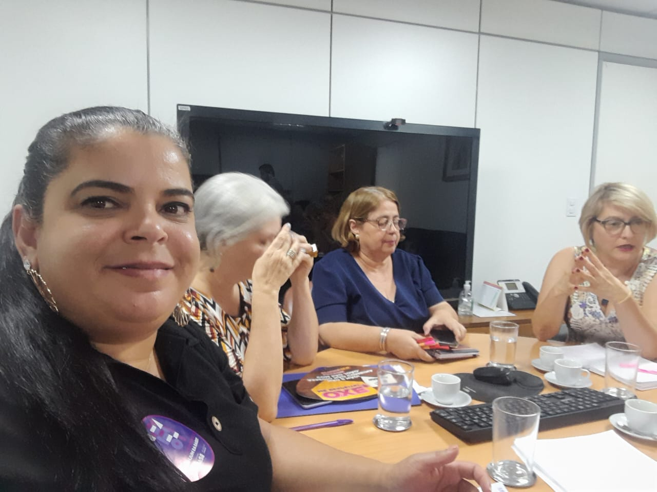 Campanha para enfrentamento a violência de gênero é debatido com Cida Gonçalves, ministra das Mulheres