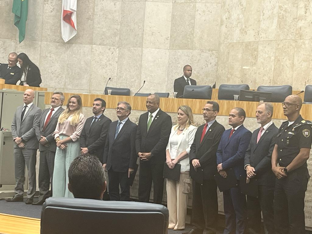 Câmara Municipal de São Paulo realiza solenidade em comemoração ao 34º aniversário do SINPF-SP