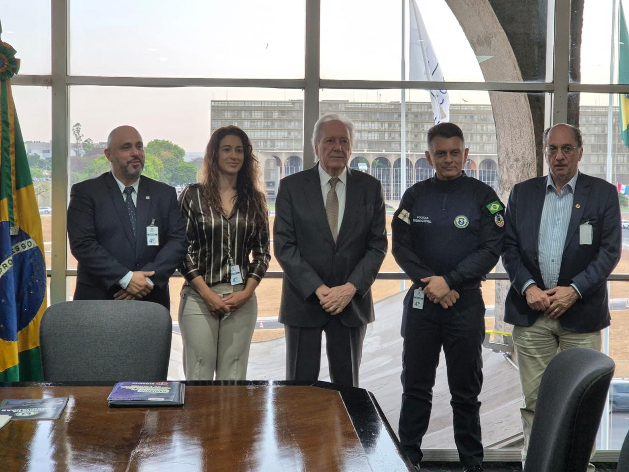 Reunião no Ministério da Justiça discute pauta dos trabalhadores da segurança pública municipal