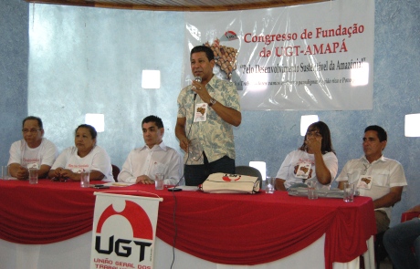 A UGT - União Geral dos Trabalhadores é fundada em Macapá propondo:# geração de empregos, desenvolvimento sustentável e controle social