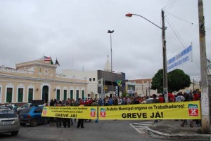 A luta continua: prefeito de Vitória da Conquista #interrompe negociação e fortalece a greve dos Servidores