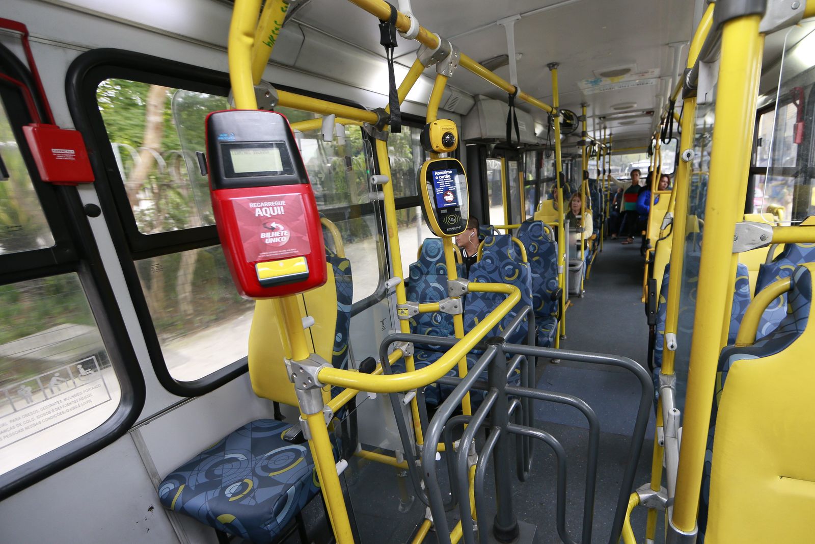 Atuação do SindMotoristas garante a permanência dos cobradores de ônibus de SP