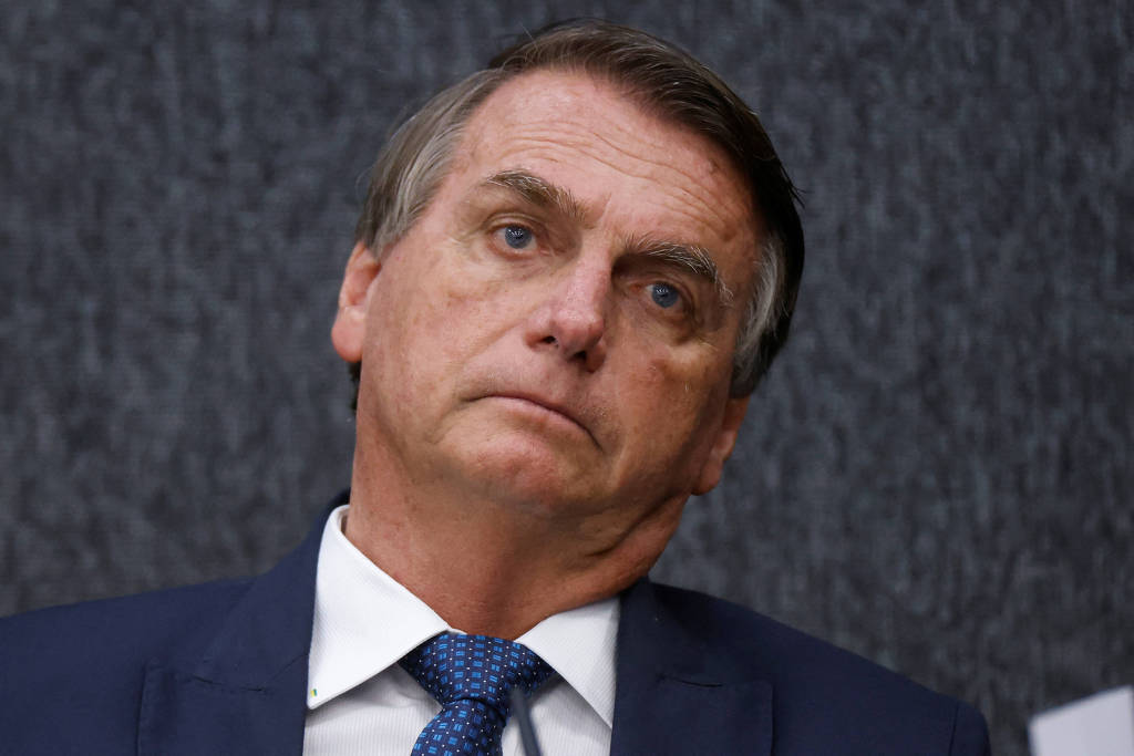 Bolsonaro deve vetar saque do saldo do vale-alimentação