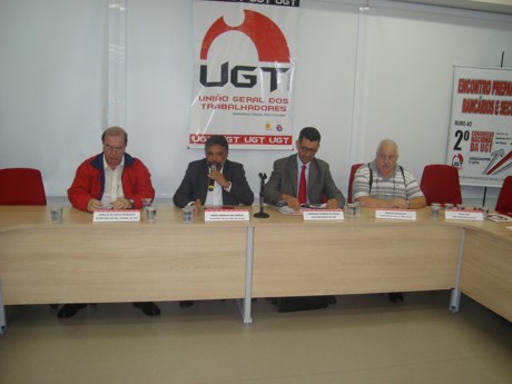 De olho no 2º Congresso Nacional, encontro na UGT reúne bancários e securitários