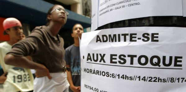 Desemprego cresce e já atinge quase um terço dos jovens brasileiros