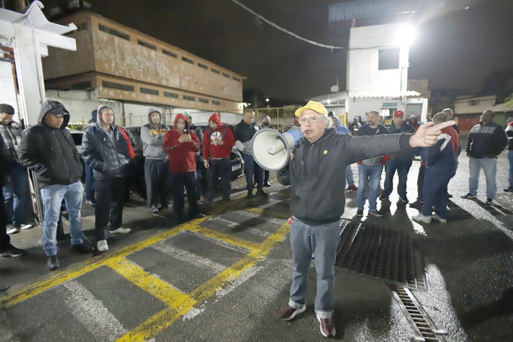 Diretores do Sindmotoristas fazem visita à garagem da Kuba