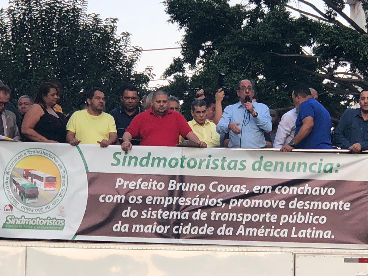 Em apoio aos motoristas e cobradores de São Paulo, dirigentes ugetistas estiveram na assembleia no Sindimotoristas