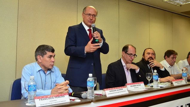 Em evento ugetista, Geraldo Alckmin reduz carga tributária para empresas de telemarketing