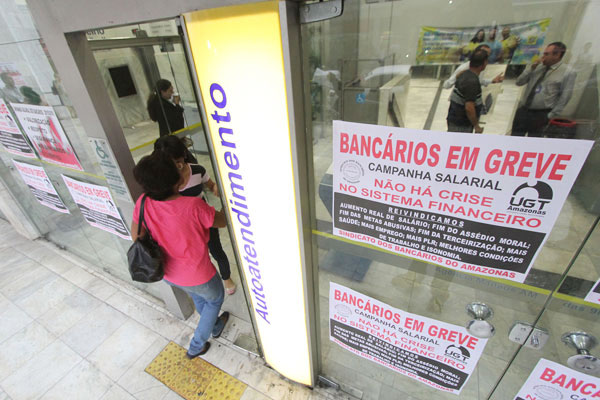 GREVE: Assembleias em 17 capitais decidem pela paralisação das atividades bancárias