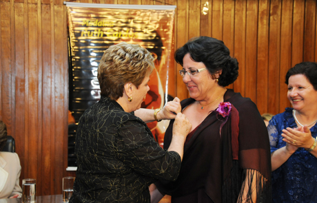 Mulheres recebem medalha Ruth Cardoso