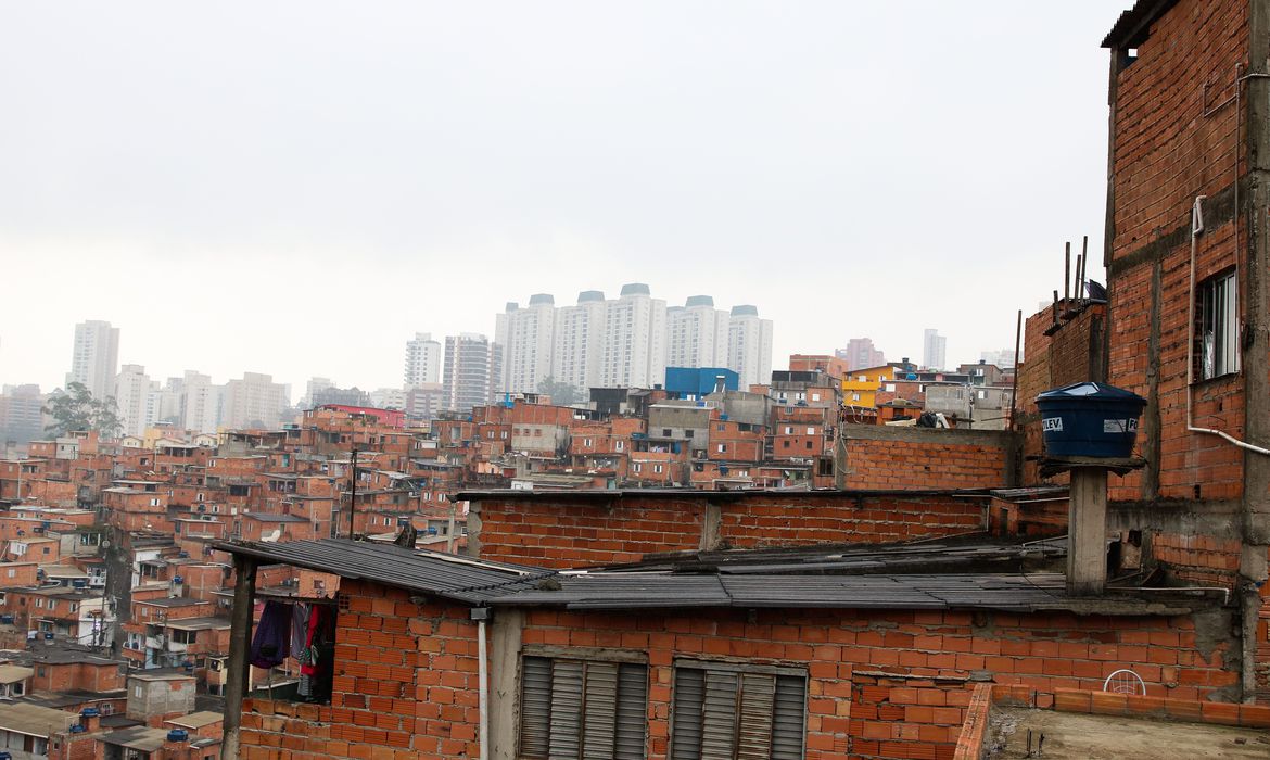 Pesquisa traça perfil de moradores de Heliópolis e Paraisópolis