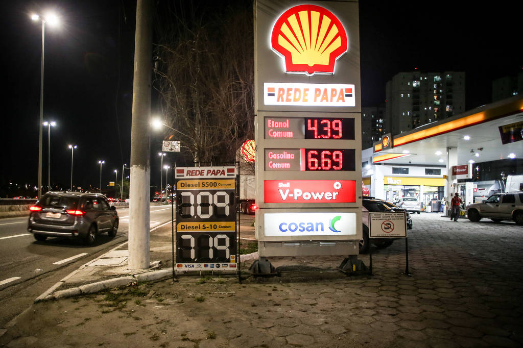 SP reduz ICMS de gasolina para 18% e espera queda de R$ 0,48 na bomba