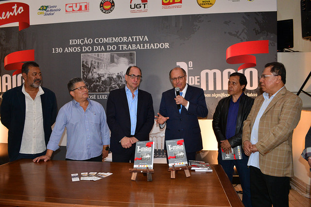 Sindicato dos Comerciários de SP lança livro em comemoração aos 130 anos do Dia Internacional do Trabalhador