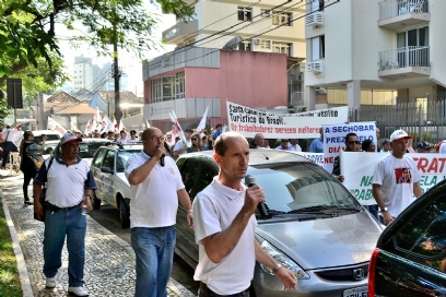 Trabalhadores do setor de turismo de Santa Catarina ameaçam entrar em greve