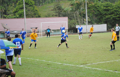 UGT de Santa Catarina promove torneio de futebol em Blumenau