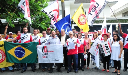 UGT participa de ato em solidariedade ao sindicalismo mexicano
