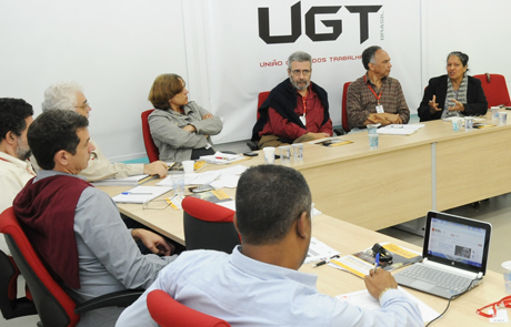 UGT sedia reunião do Fórum Nacional de Saúde das Centrais Sindicais