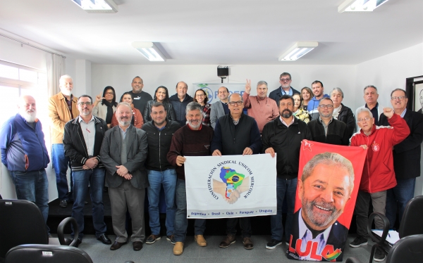 UNICOM realiza reunião no Paraná